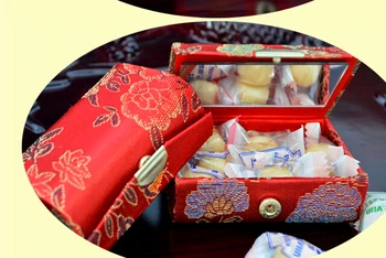 

20pcs/lot free shipping Chinese style wedding satin plastic box with mirror party gift box long box 8.8*6*3