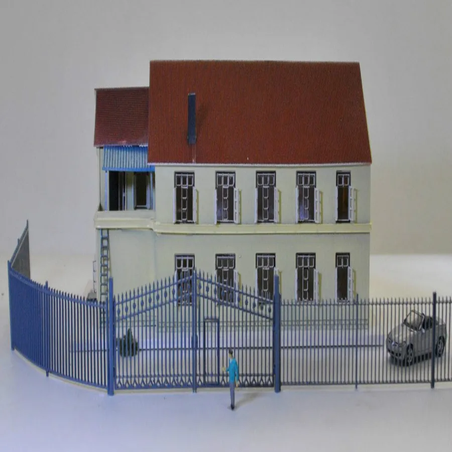 ho train layout model  (2)