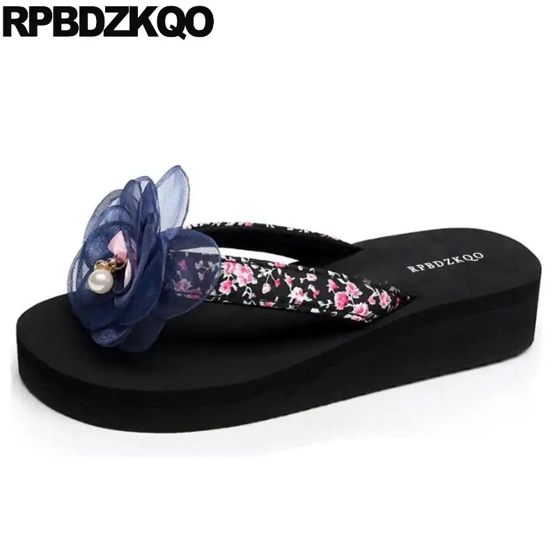 wide slippers for ladies