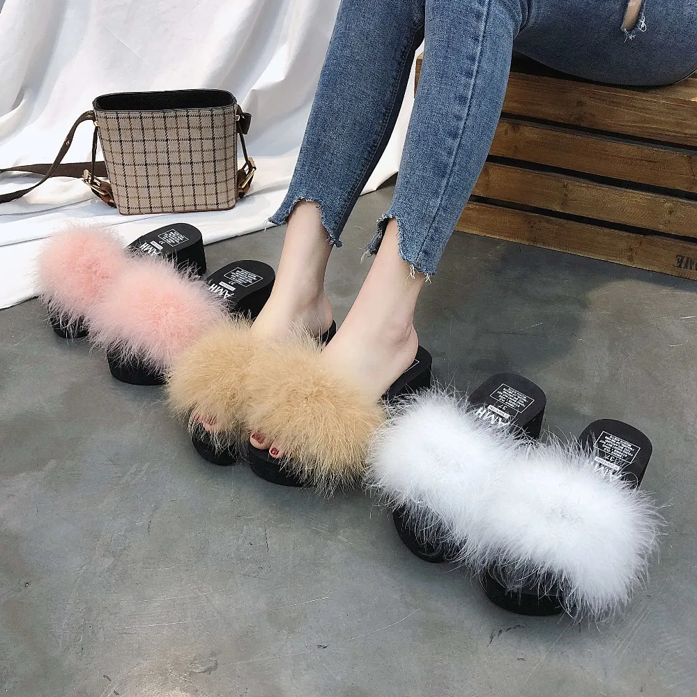 

Water Slippers Furry Slides Leather Summer Ladies Clogs Platform Wedge Heel Modis Female New 2019 Rubber Med Sandal Raccoon