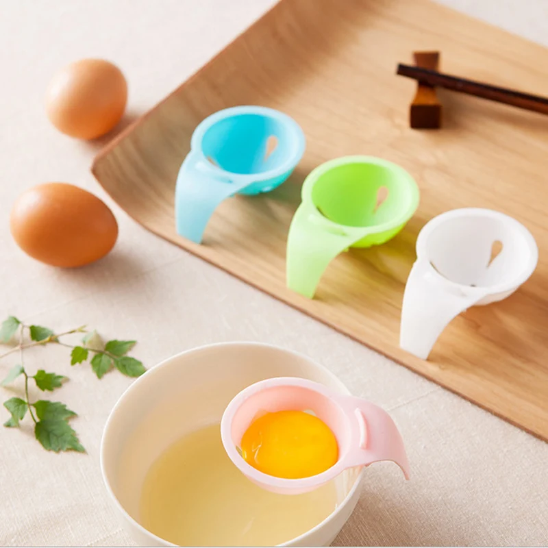 Quickdone 2pcs Plastic Egg White Yolk Separator Holder Hand Divider