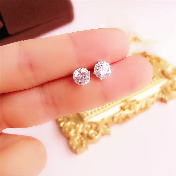 

New Simple Six-claw Zircon Ear Nails, Fashionable Personality, Fresh Korean Earrings, Sweet Ear Jewelry