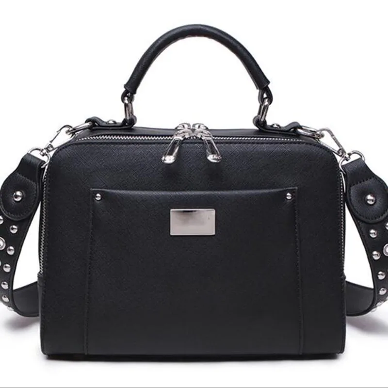 

Yirenfang NEW Rivet Women Bag Designer Messenger Bags Fashion Soft PU Leather Shoulder Bag Luxury Handbags Women Bags Designer