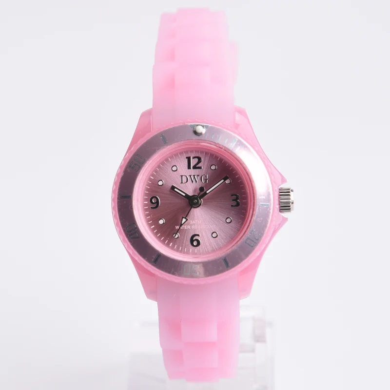 

2016 DWG Children Watches Sport Silicone Strap Wristwatches Cute Plastic Material Gift for kids Waterproof Quartz-watch Clock