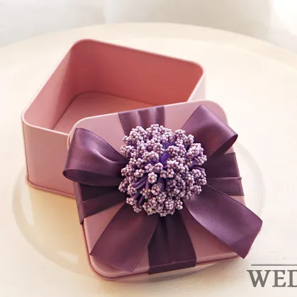 

Free shipping /65x65x45mm /85*85*45(mm)bowknot tin wedding gift chocolate box 20 pcs/lot ,THX29