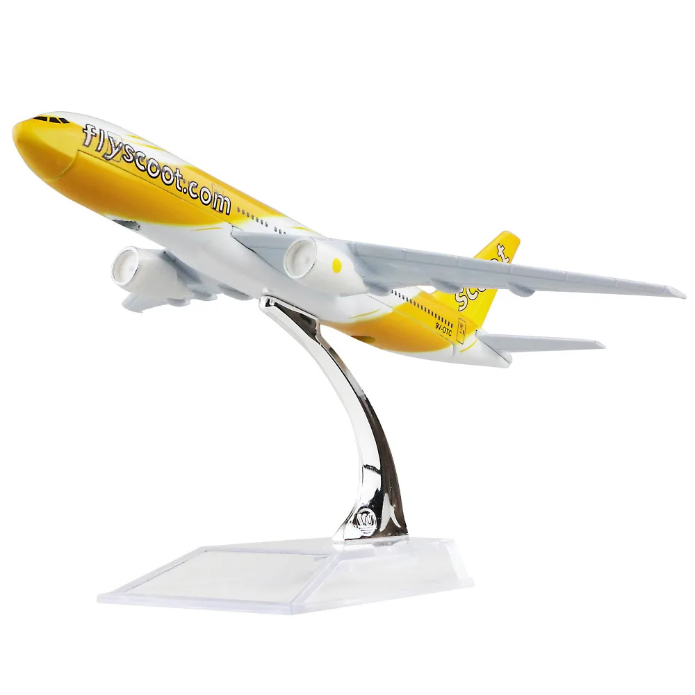 Singapore fiyscoot Airlines Boeing 777 16cm airplane models child