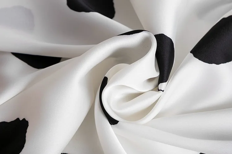 10648897178_1670332227
