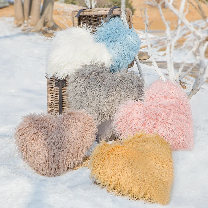 

Home Decorative Super Soft Plush Mongolian Faux Fur Throw Pillow Heart Shape Cushion With Inner