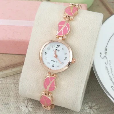 

Love fine bracelet watch female fashion trend tall on the Korean version of the student small girl quartz watch fashion children