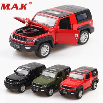 

Car Model Toys 1:32 Beijingjeep wolf warriors 2 diecast SUV car vehicle with origin box black/green/red color with sound light