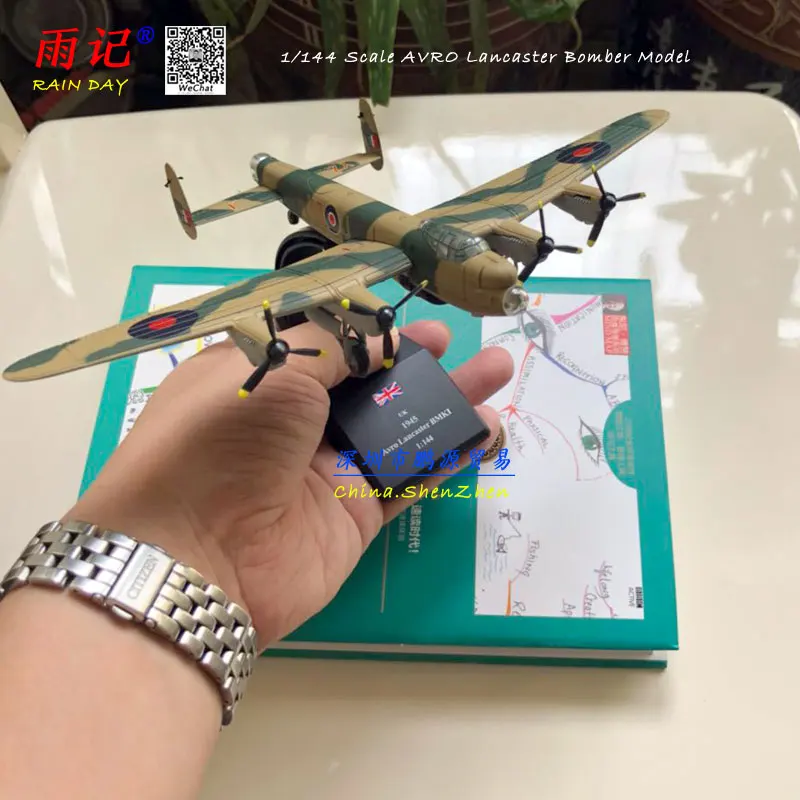 AMER 1/144 Military Model Toys AVRO Lancaster Bomber Fighter Diecast Metal Plane Model Toy for Collection/Gift/Decoration