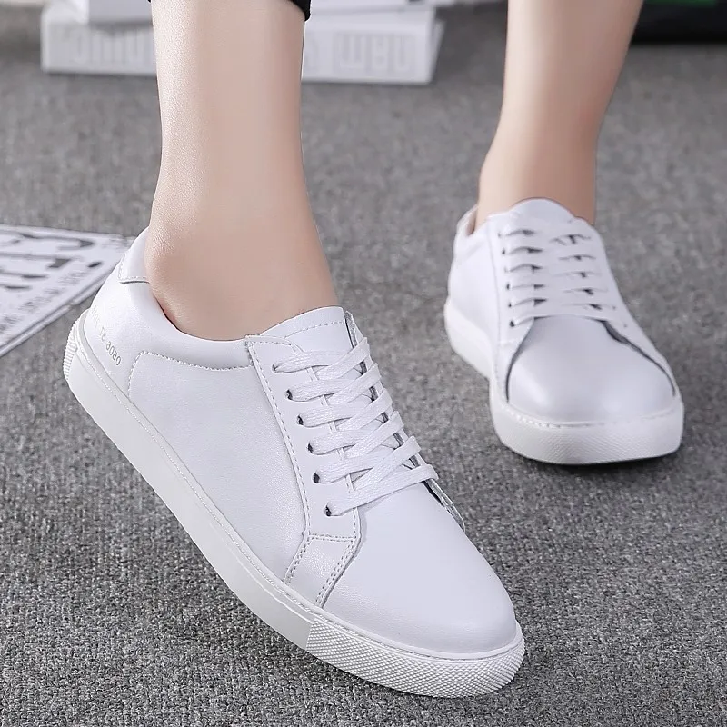 

Genuine Leather Women's Flat Shoe Women Soft Breathable Sneakers Black White Lace Up Woman Casual Flats Female Footwear