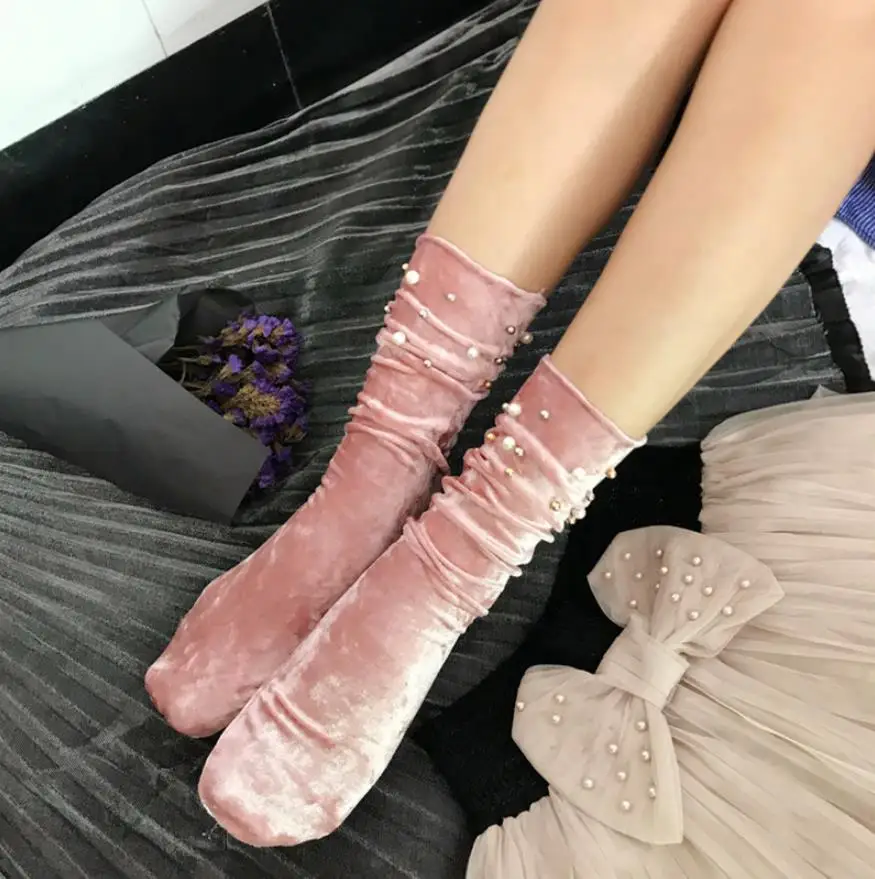 Винтажные женские эластичные носки, Украшенные бусинами и жемчужинами; коллекция года; женские модные теплые повседневные мягкие бархатные носки-трубы средней высоты; сезон осень-зима - Цвет: pink