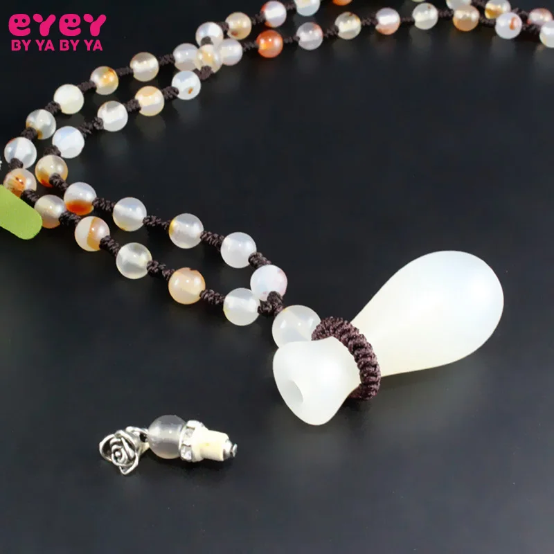

1pcs White Crystal Essential Oil Aroma Diffuser Bottle Necklace Perfume Bottle Pendant Diy Fragrances Jewelry Gift for Wome