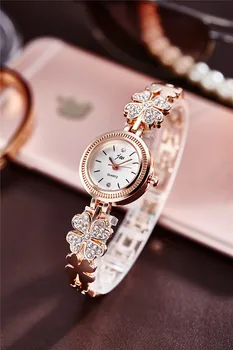 

2019 New diamond bracelet watch female fashion bracelet table Lady Quartz watch Color Gold White Black