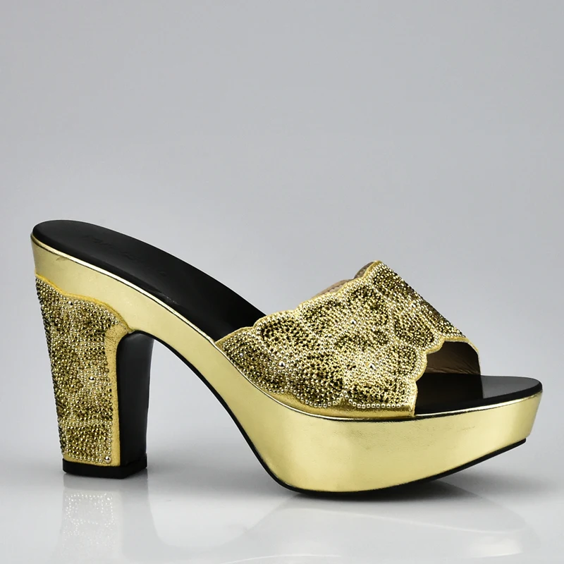 Новейшая модель; Итальянские женские пикантные туфли-лодочки на высоком каблуке золотистого цвета; женские вечерние туфли без застежки высокого качества со стразами; большие размеры 37-43