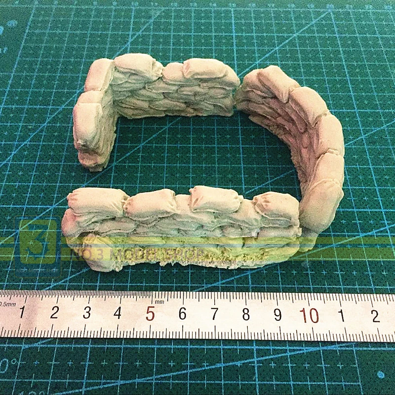 

Toy 1/35 Resin Models Soldier WW II Scenario D-type Sandbag Wall Resin Model