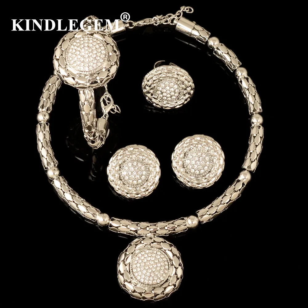 

Kindlgegem Wholesale Price Fashion Dubai Silver Color Jewellery Crystal Round Pendant Necklace African Beads Jewelry Sets