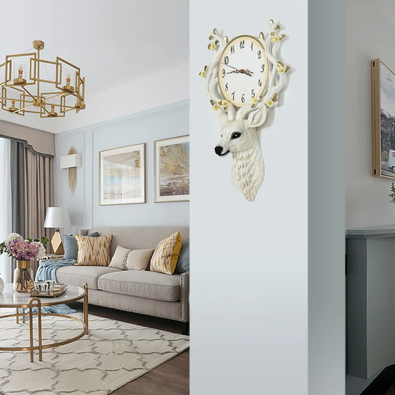 

American Country Deer Head Wall Clock Modern Design 3D Clock Personality Mute Living Room Decoration Quartz Clock Wall Big Clock
