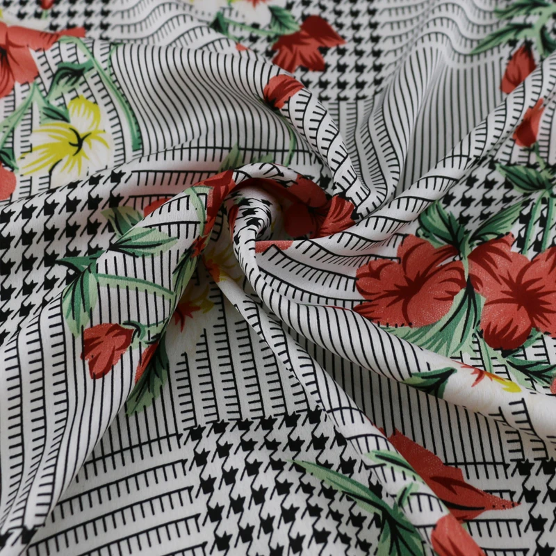

Patchwork Houndstooth Floral Charmeuse Cloth Slightly Stretch Fabric For Shirt