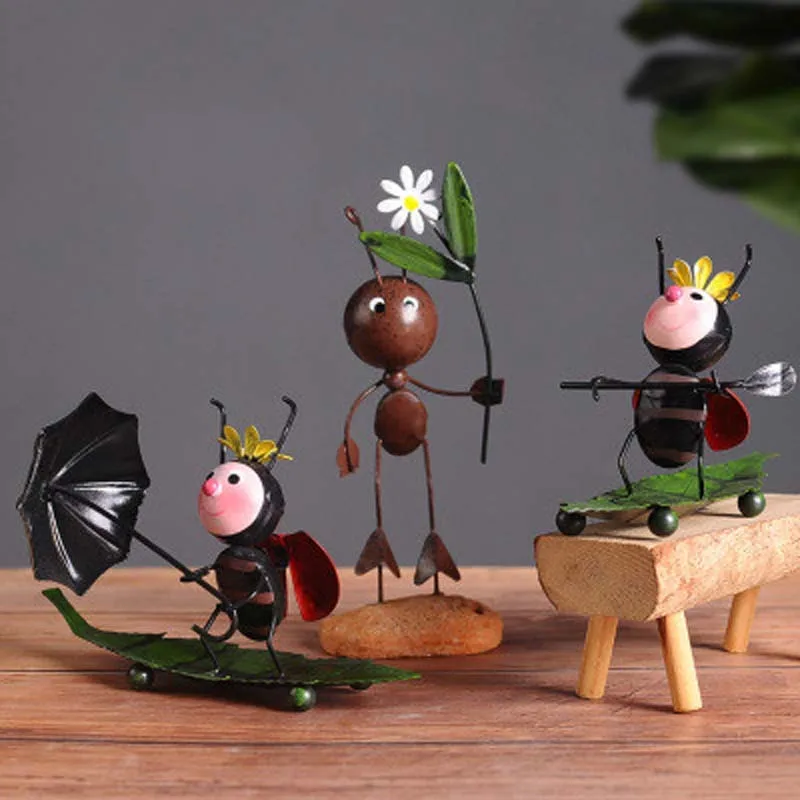 1 قطعة ريترو الحنين الإبداعية لطيف الحديد النمل خنفساء سطح المكتب الزخرفية زخرفة الحرف اليدوية للتلفزيون مجلس الوزراء خزانة كوفى شوب