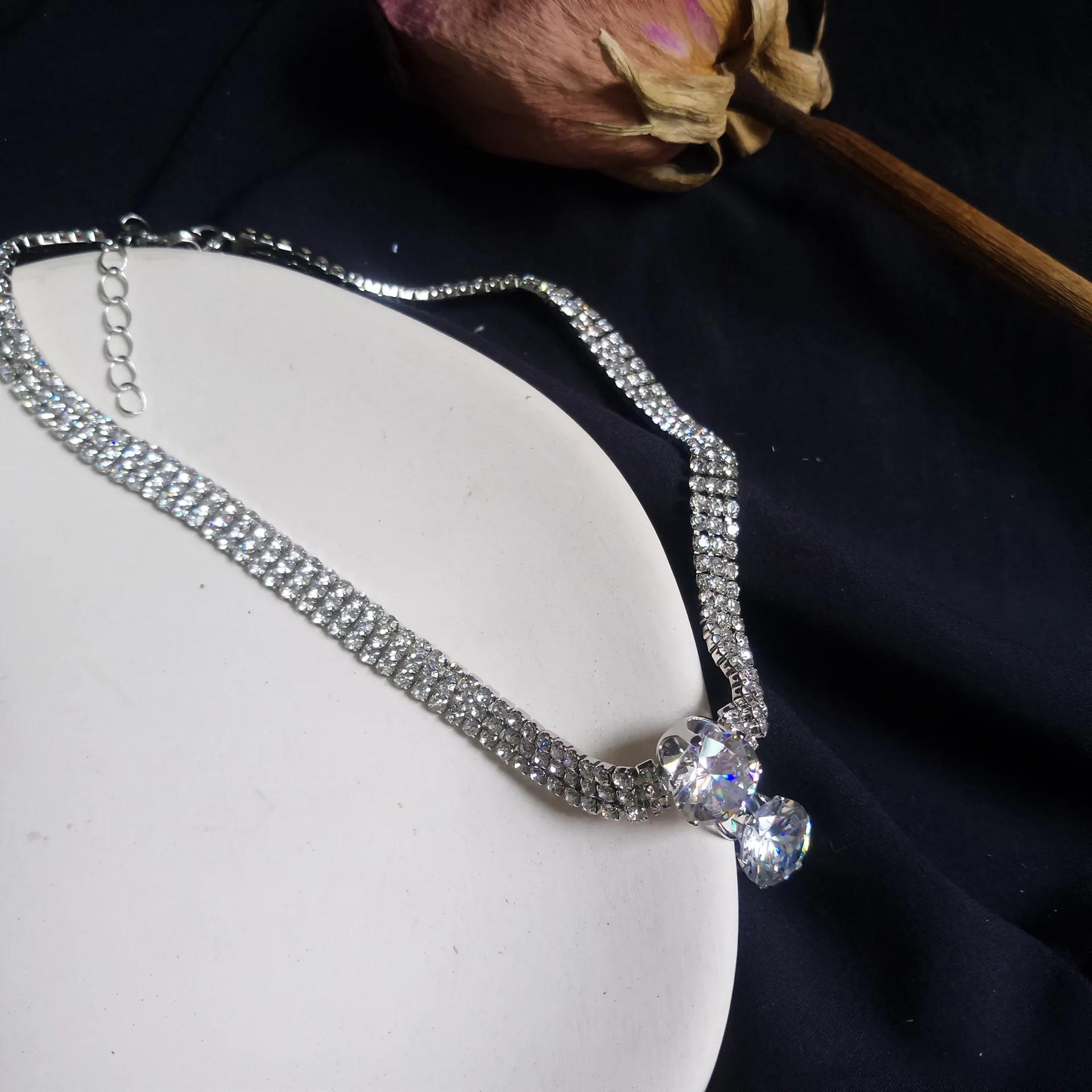 HZ Новинка крутой дизайн горный хрусталь Сияющий чокер металлический индивидуальный дизайн цепи крутое ожерелье для женщин мужчин Ювелирные изделия Подарки