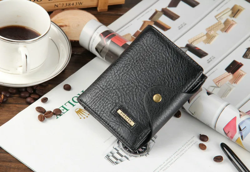 2353216596_1672417541