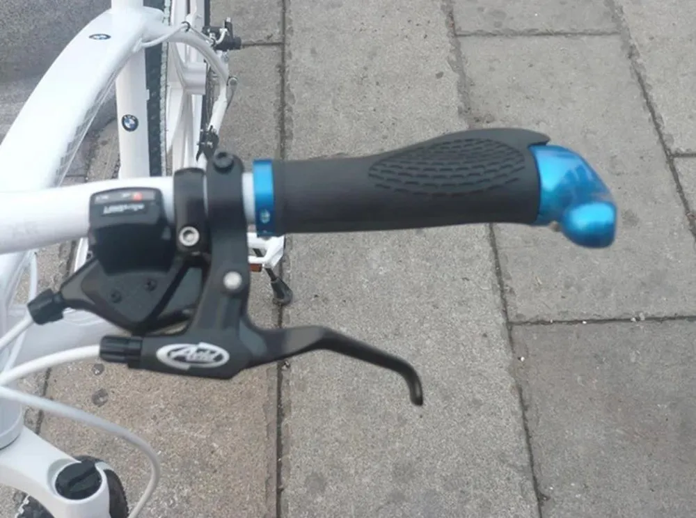 Cheap bicicleta mountain bike woman 26*17 inch aluminum alloy tyre dirt bike 21/24/27/30 speed 26er Disc brakes 7 Cheap bicicleta mountain bike woman 26*17 inch aluminum alloy tyre dirt bike 21/24/27/30 speed 26er Disc brakes 7