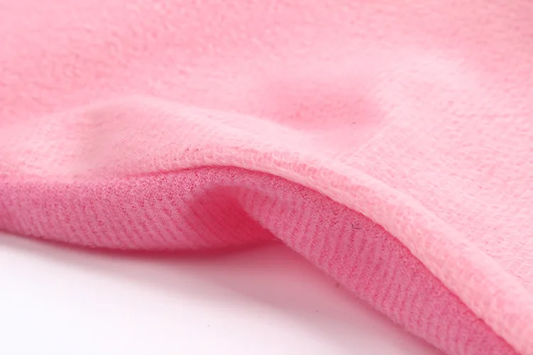 9085878983_2127739975