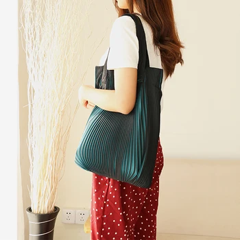 

panelled pleats Thick chiffon shoulder bags Lightweight and durable totes bags