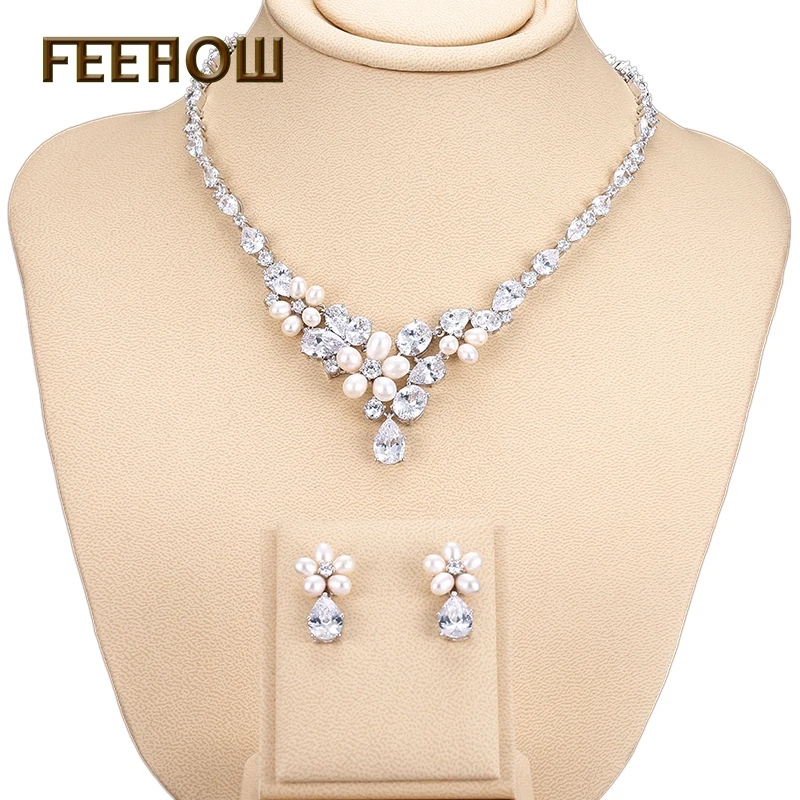 

FEEHOW Fashion Romantic Imitation Pearls Bridal Jewelry Set Beautiful Clear Crystal Earrings Necklace Gift Dinner Party FWSP047
