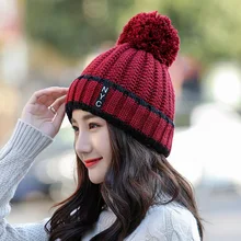 Зимний Большой шерстяными помпонами вязаные шапки по Вашему заказу оптовой цены плюшевые толстые теплые шерстяные женские шапки по Вашему заказу оптовой цены M1