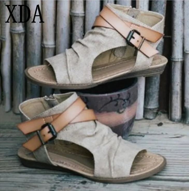 

XDA 2019 Women Sandals Gladiator Peep Toe Buckle Zipper Design roman sandals Women Flat Shoes Summer Beach Ladies Shoes Sandals