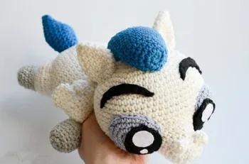 

crochet armigurumi rattle toy pegasus model number 925