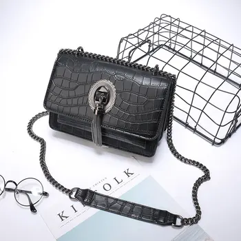 

2019 New Chains Women Messenger Bags Brand Designer Tassel Shoulder Crossbody Bag High Quality Alligator Women Leather Boxy Bags