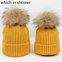 Семейная теплая шерстяная шапка Skullies Beanie для женщин и девочек, настоящий помпон из меха енота, зимняя шапка, уличная ветрозащитная Шерстяная трикотажная шапка