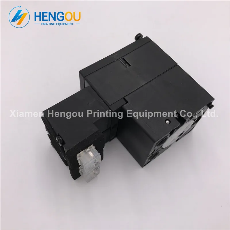 

1 Piece High Quality M2.184.1131/05 SM102 CD102 Printing Machine 4/2-way Valve M2.184.1131 JMEBH-4/2-AQ-6-SA