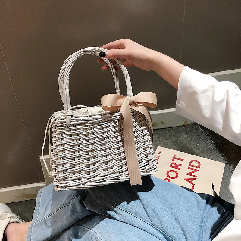 

Female Straw Beach Bag Crossbody Bags For Women 2019 Summer Wicker Designer Handbags Ladies Rattan Shoulder Messenger Bag Sac A