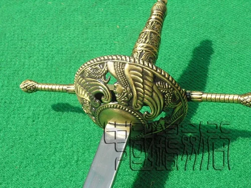S3301 средневековый двуглавый щит с орлом настенная доска три меча 35," Лот 4