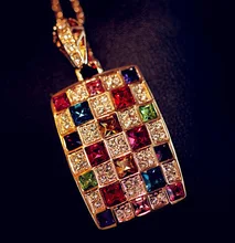 Korean version of the new crystal jewelry fashion sweater chain necklace geometric clavicle chain Z3163