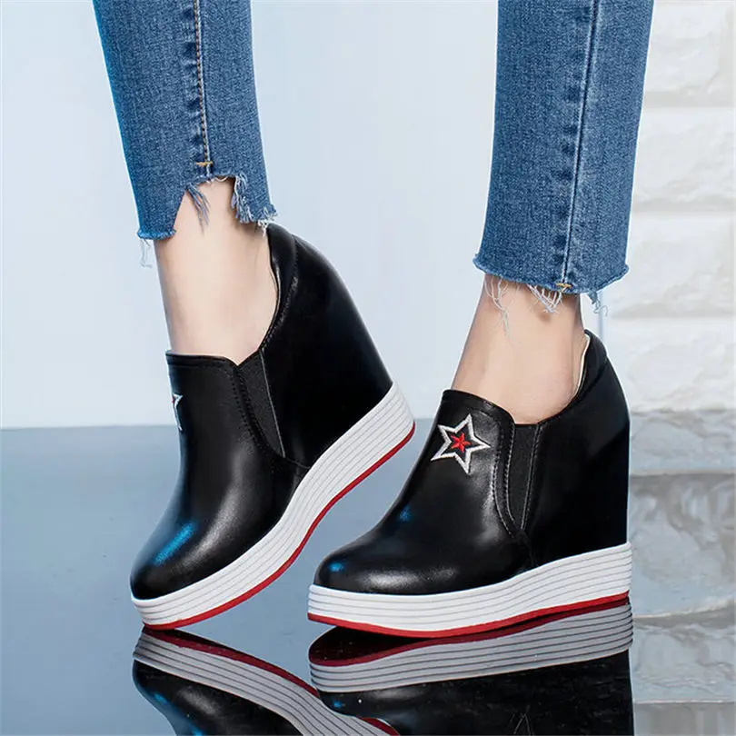 wedge heel motorcycle boots