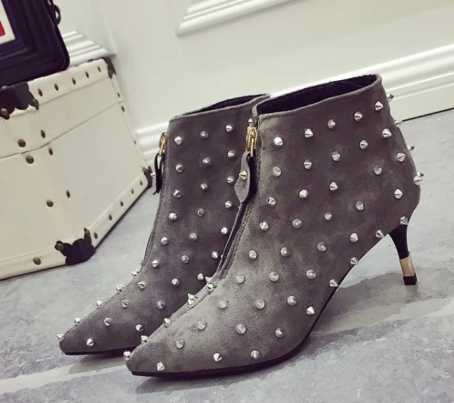 Punk Boots Gray Ankle Boots Rivets Black Pointed Designer Women Shoes Zips Women's Boots Women Ankle Boot New Fashion Autumn