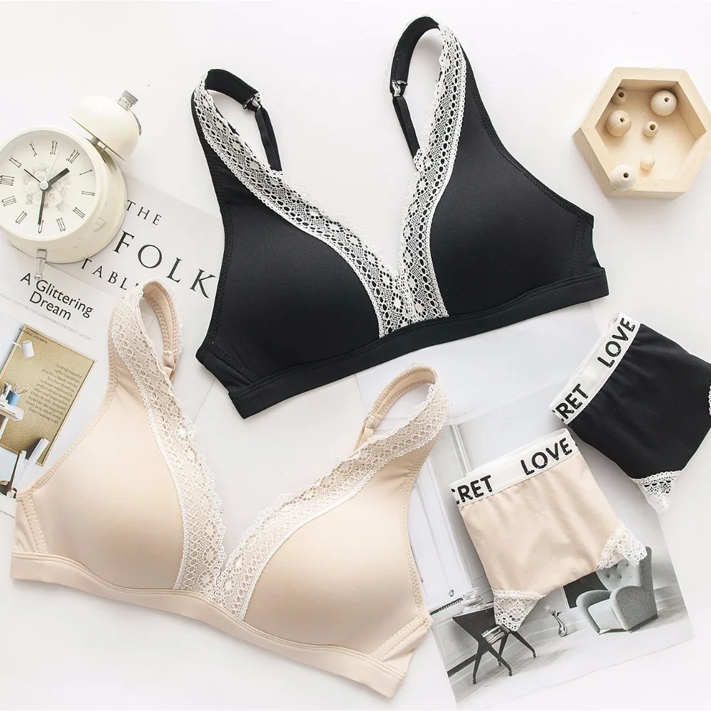 

Femal Intimate Sexy Lingerie Set Thin Lace Bra For Sleep Deep V-neck Underwear Women Wireless Seamless Bra BC Cup Black Nude