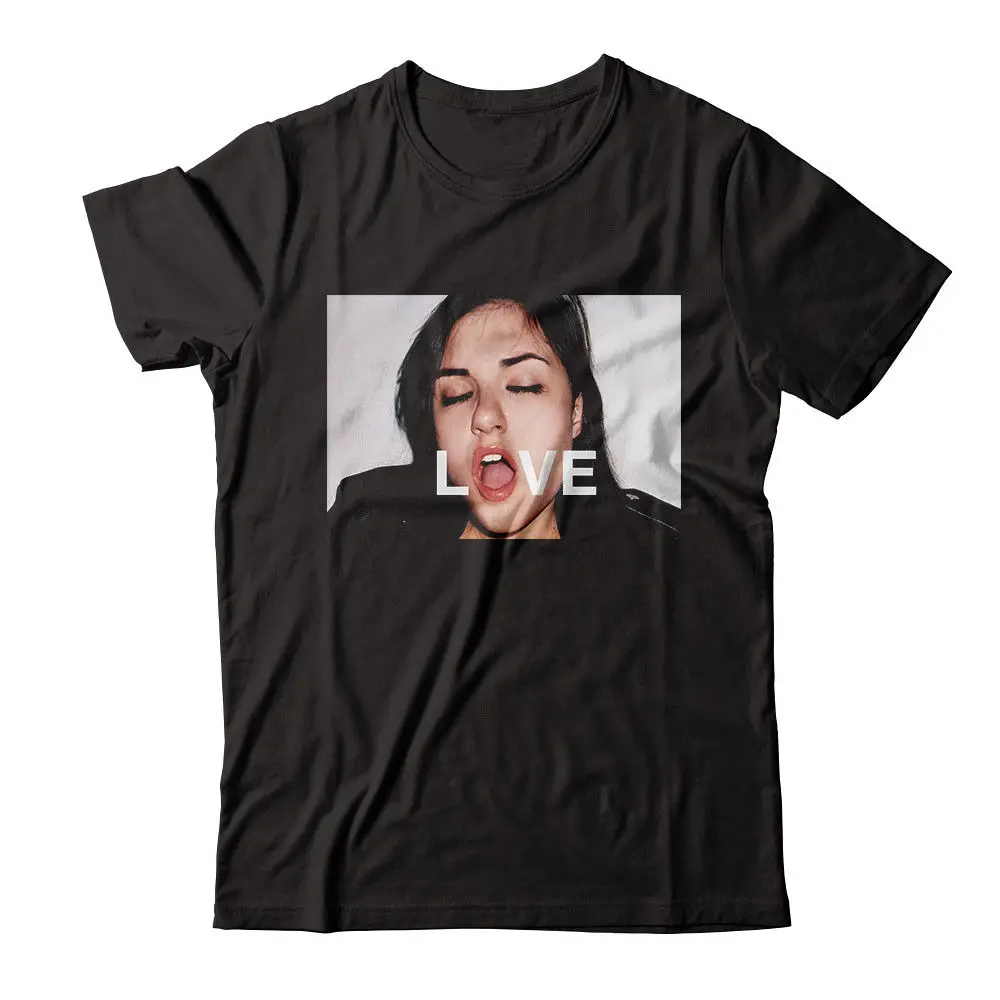 

2019 Cool Mens Short Sleeve Grey T-Shirt Sasha Love Top T Shirt Unisex Tee