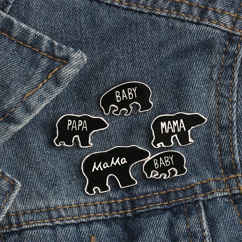 

Cute Black Family Bears Brooch PAPA MAMA BABY Enamel Pins Fashion Parental Brooch Jackets Lapel Pin Badge Jewelry Souvenir Gifts