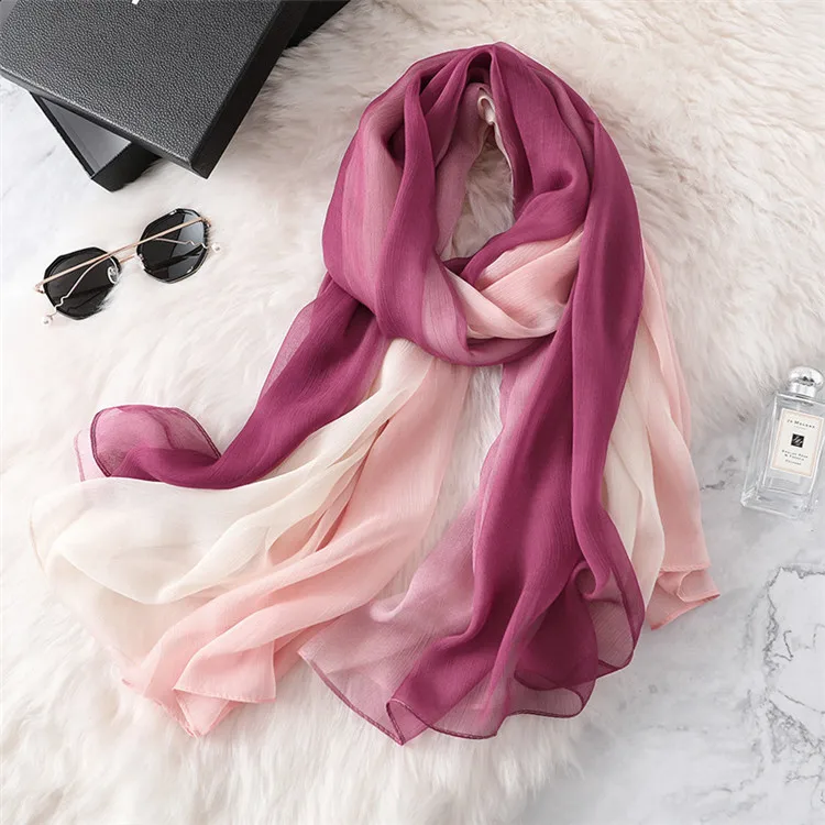 Роскошный бренд летний градиентный шелковый шарф для женщин мягкие обертывания и шали за бортами бандана пляжный Хиджаб Женский платок - Цвет: 31