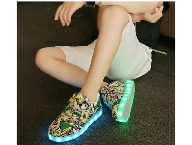 EUR 25-40 Poker Graffiti, детская обувь, светящиеся кроссовки, светильник, детская обувь с подсветкой, повседневные красовки, светящиеся кроссовки для мальчиков и девочек