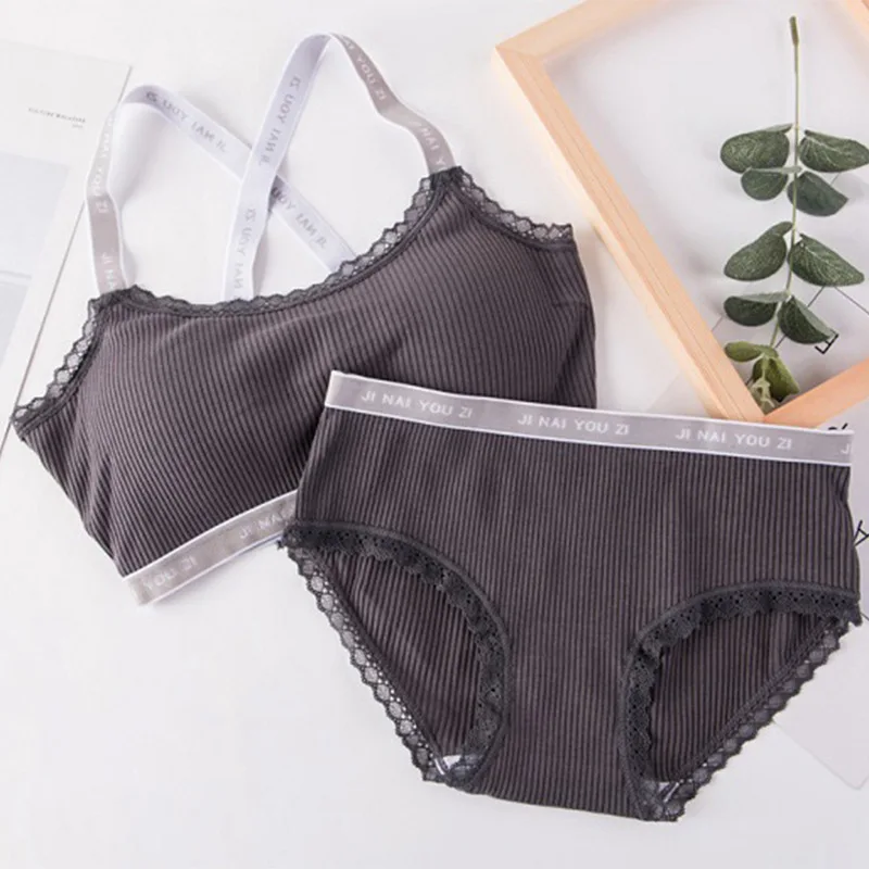 

Women Letter Print Underwear Set Comfortable Wireless Lingerie Bra Set