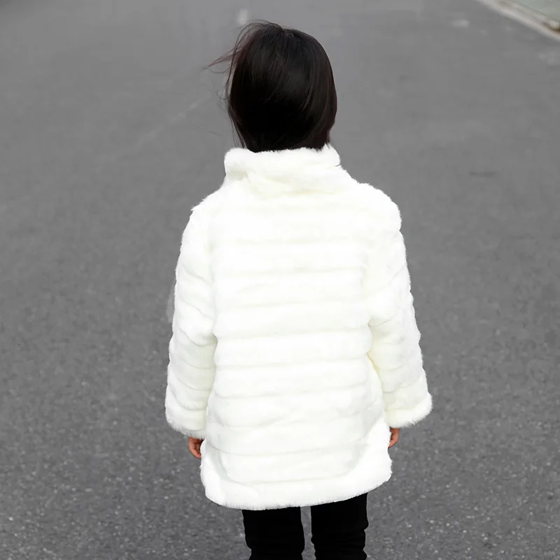 Осеннее пальто с искусственным мехом для девочек; Детские теплые зимние куртки и пальто; теплая одежда черного и белого цвета