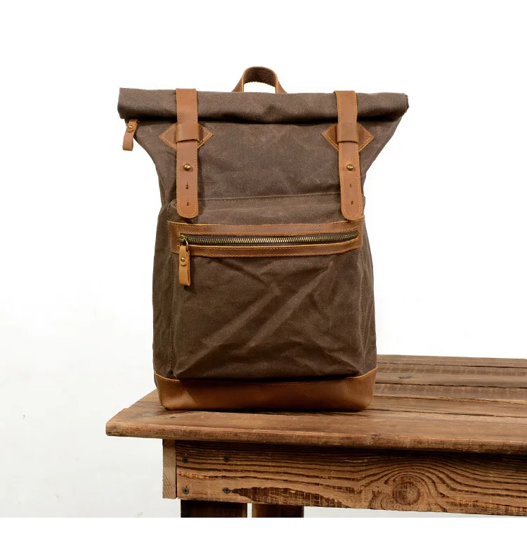 VORDERE AUSSTELLUNG des Woosir Waterpro Vintage-Rucksacks aus gewachstem Canvas-Leder